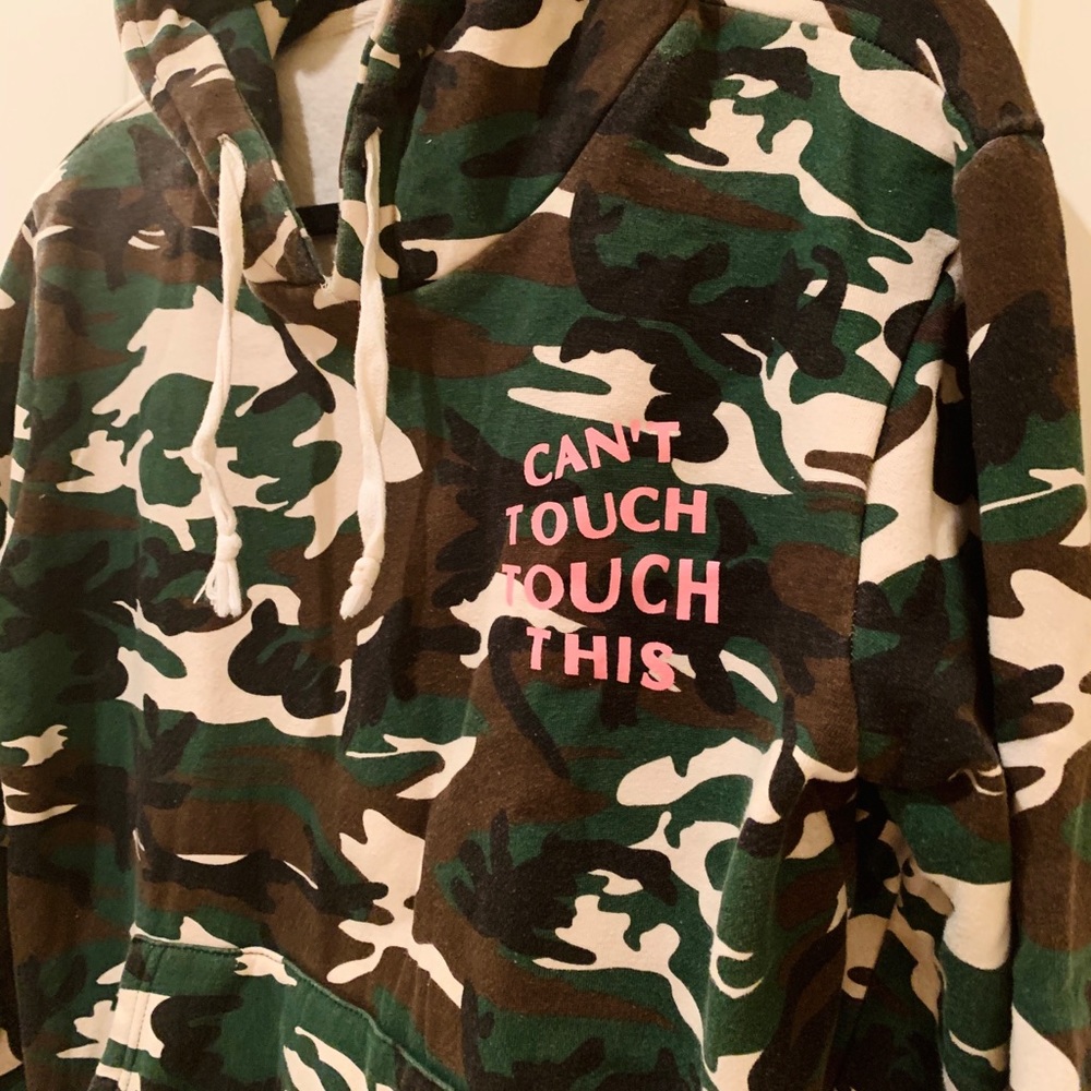 SuaMoment Claw Mark Hoodie